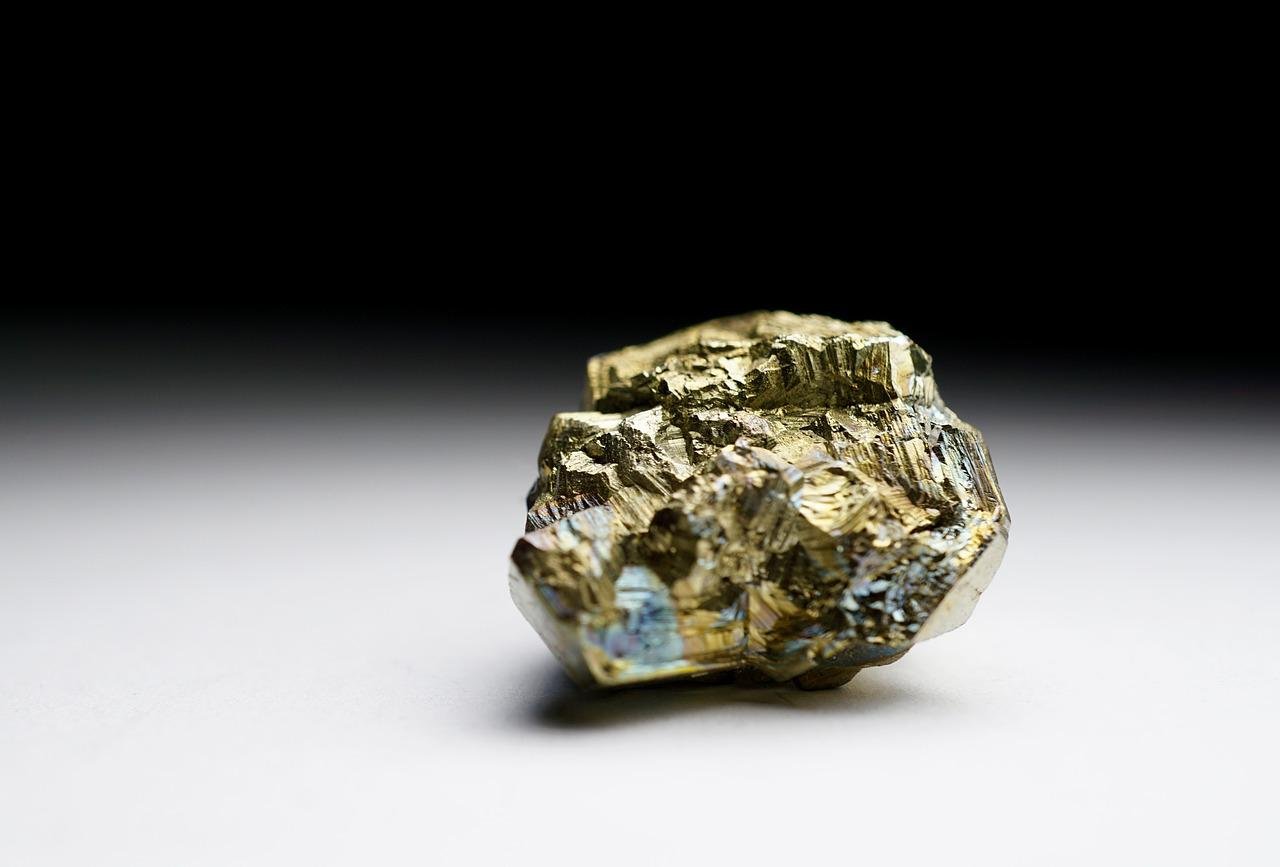 Gold and tungsten mining